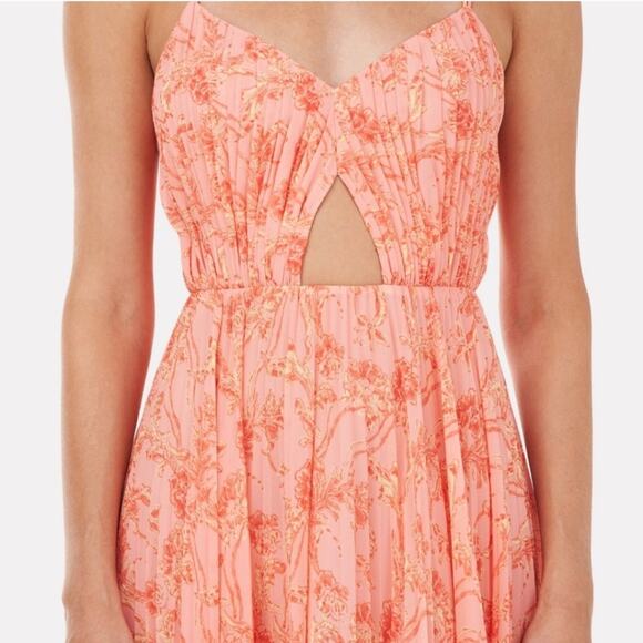 Amur | Chiffon Maxi Dress Pleated Long Flowing Cut Out 6 - Picture 8 of 14